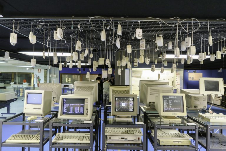 Creación del Museo Histórico de la Informática
